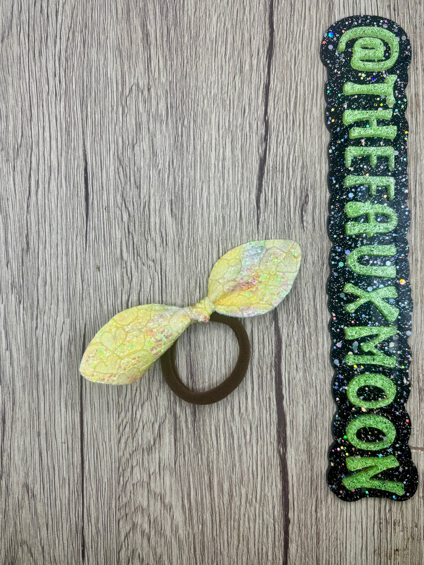 Glitter Knot Bows